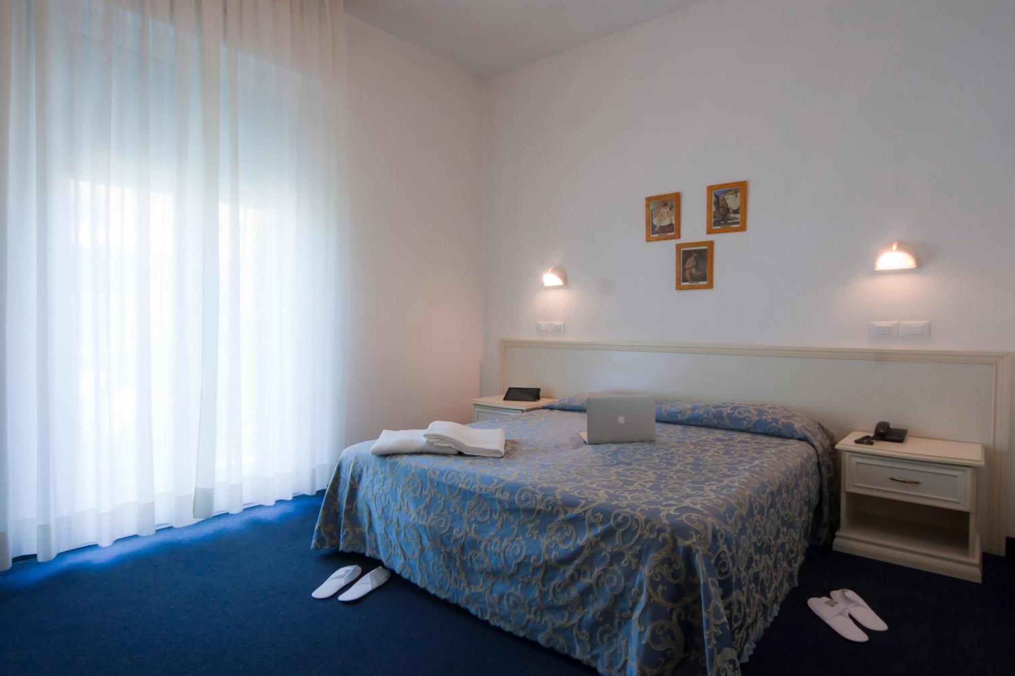 Residence Divina 리미니 외부 사진