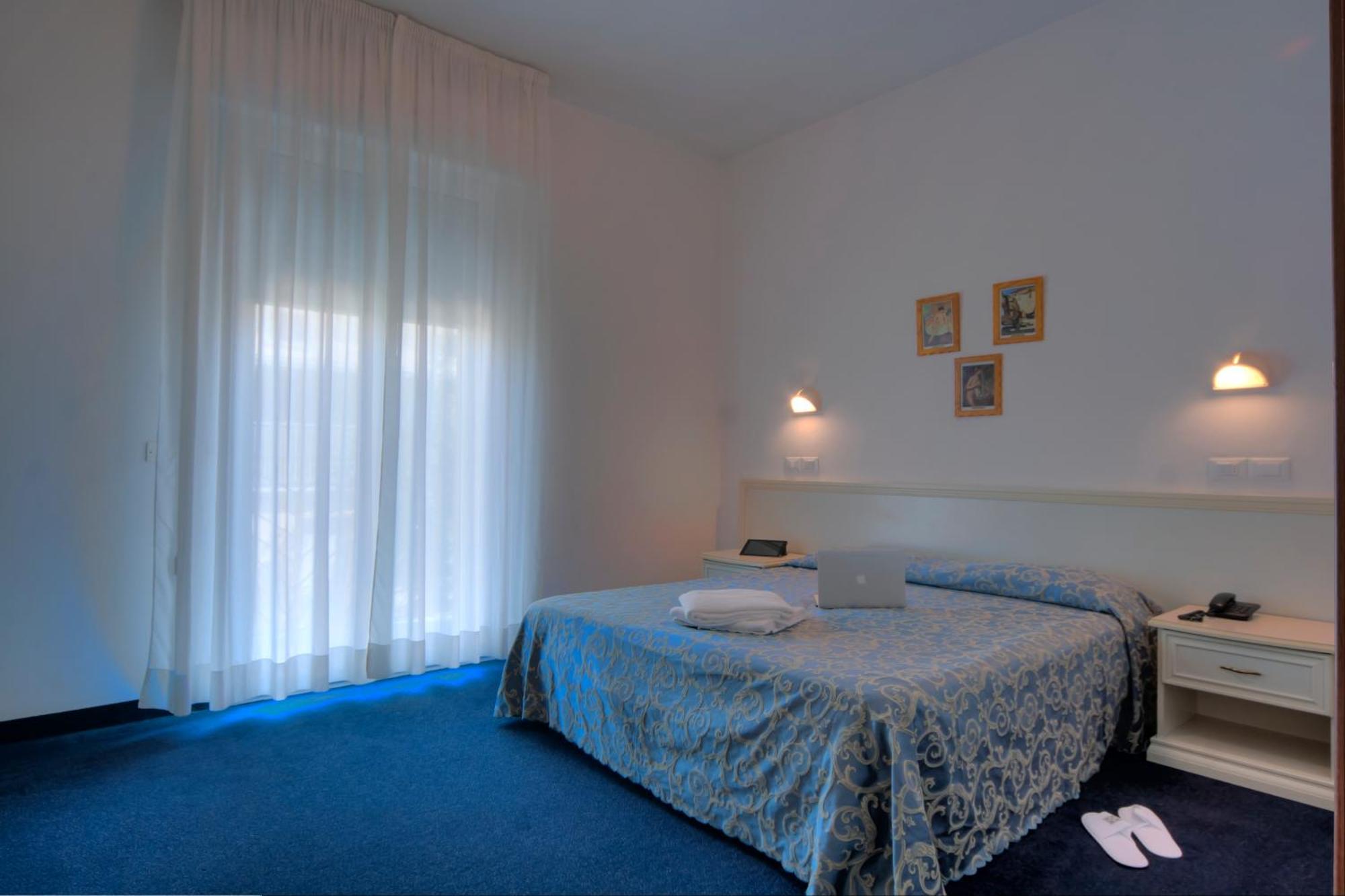 Residence Divina 리미니 외부 사진
